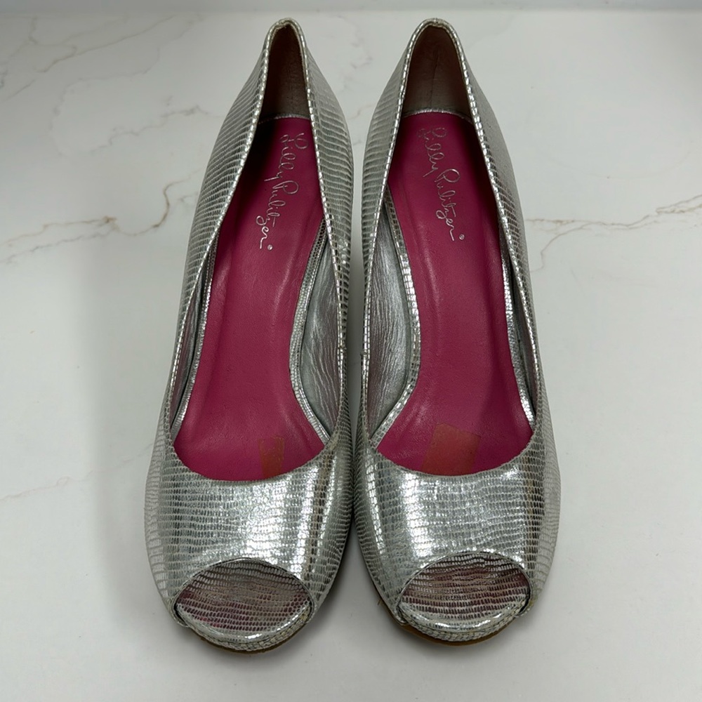 Lilly Pulitzer silver resort chic wedge high heels size 7